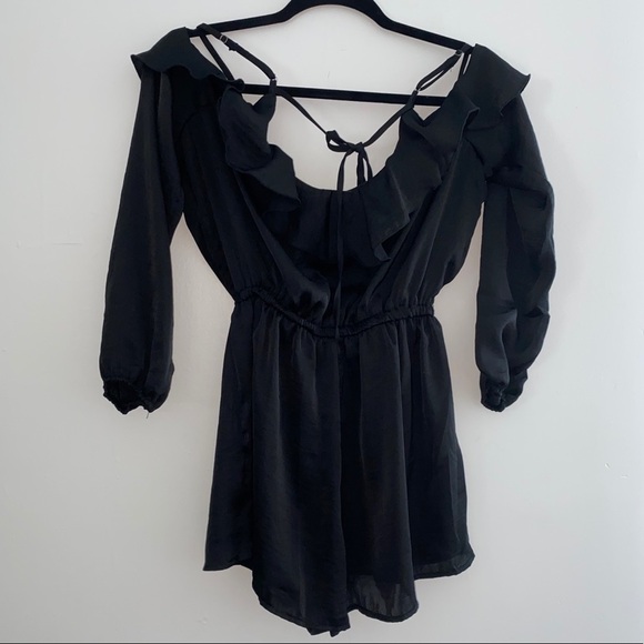 New Ruffle Black Silky Romper Jumpsuit Chic - Picture 5 of 6